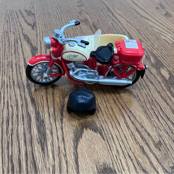Calico Critters Motorcycle - Picture 3 of 3